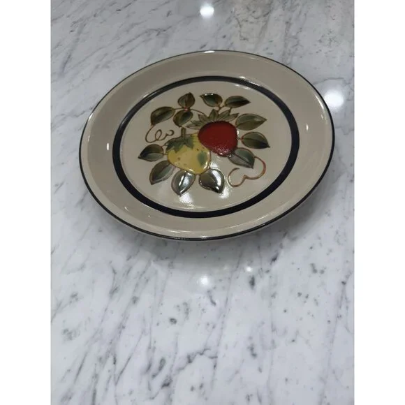 Vintage 70s Sears 4112 Strawberries Freezer to Oven Stonewar 12” Plate - Picture 4 of 4